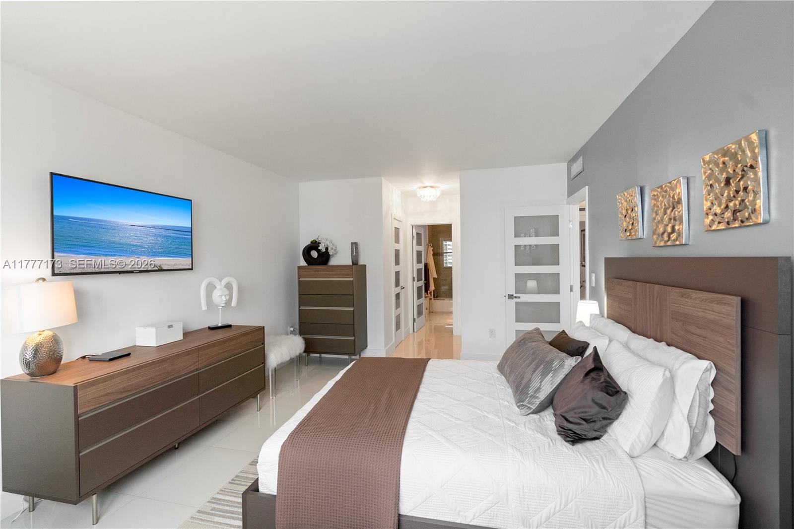 1950 S Ocean Dr # 12H