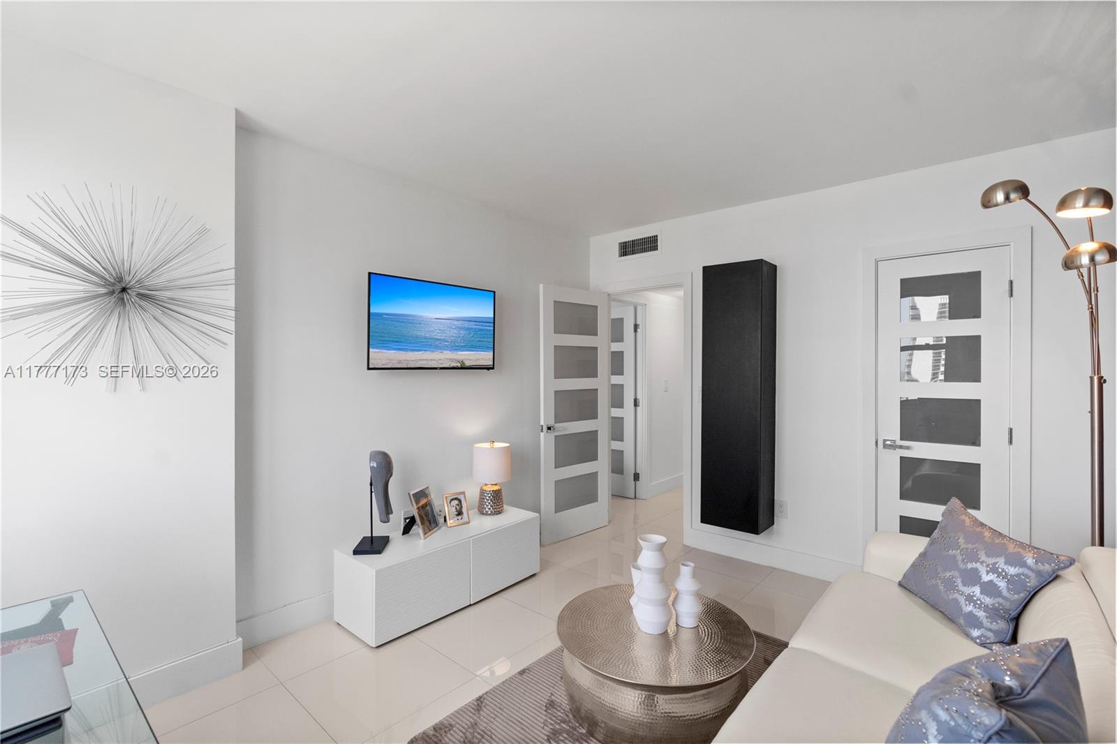 1950 S Ocean Dr # 12H