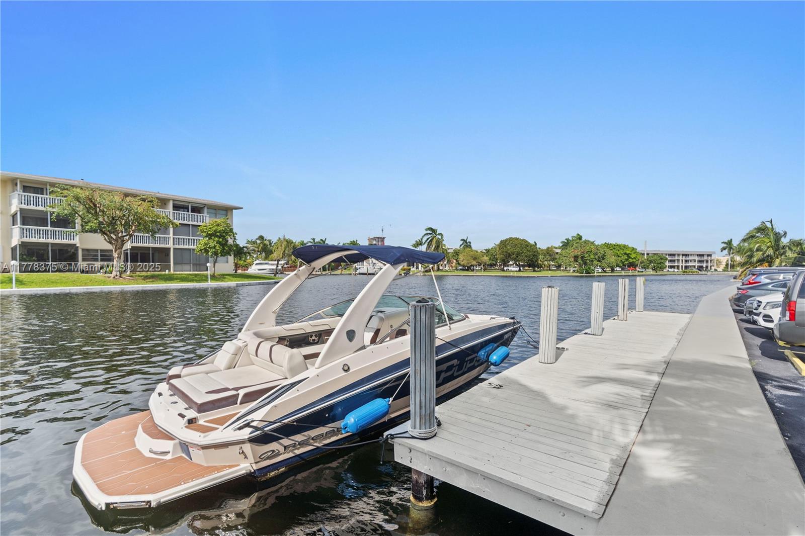 437 Golden Isles Dr # 5H