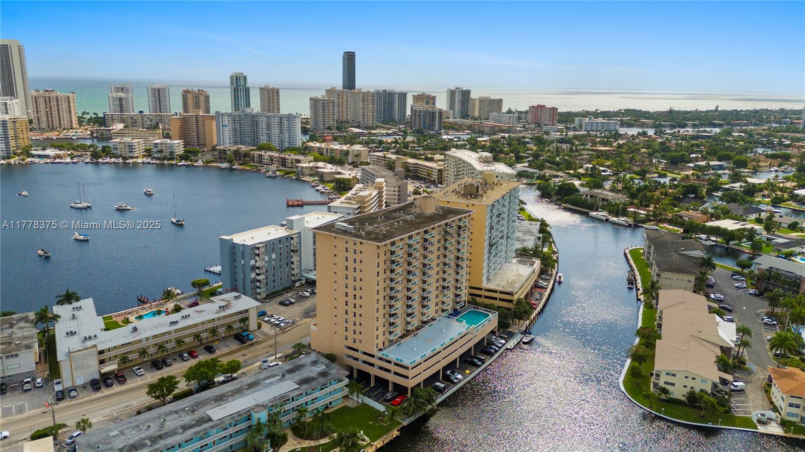 437 Golden Isles Dr # 5H