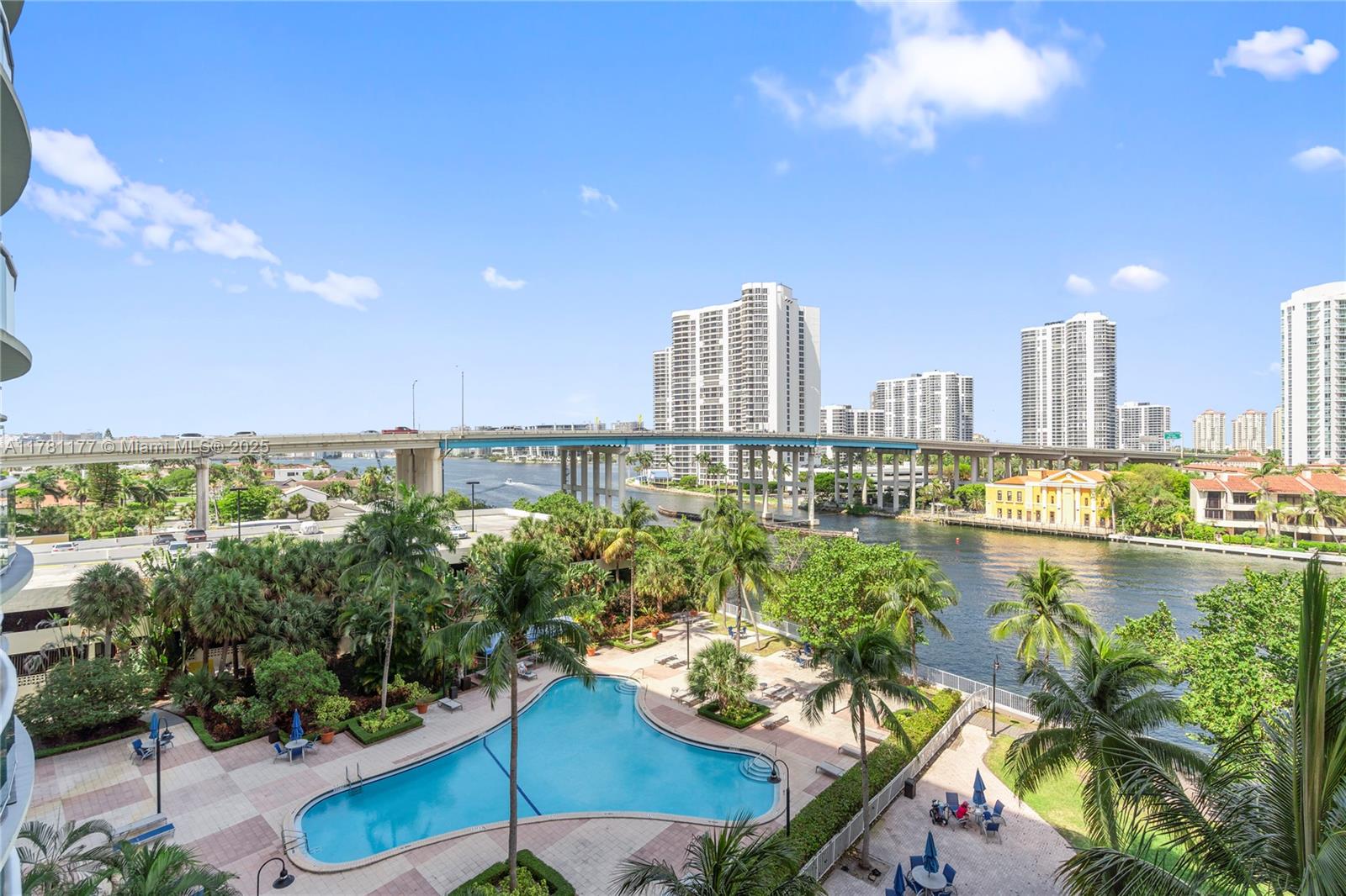19390 Collins Ave # 611