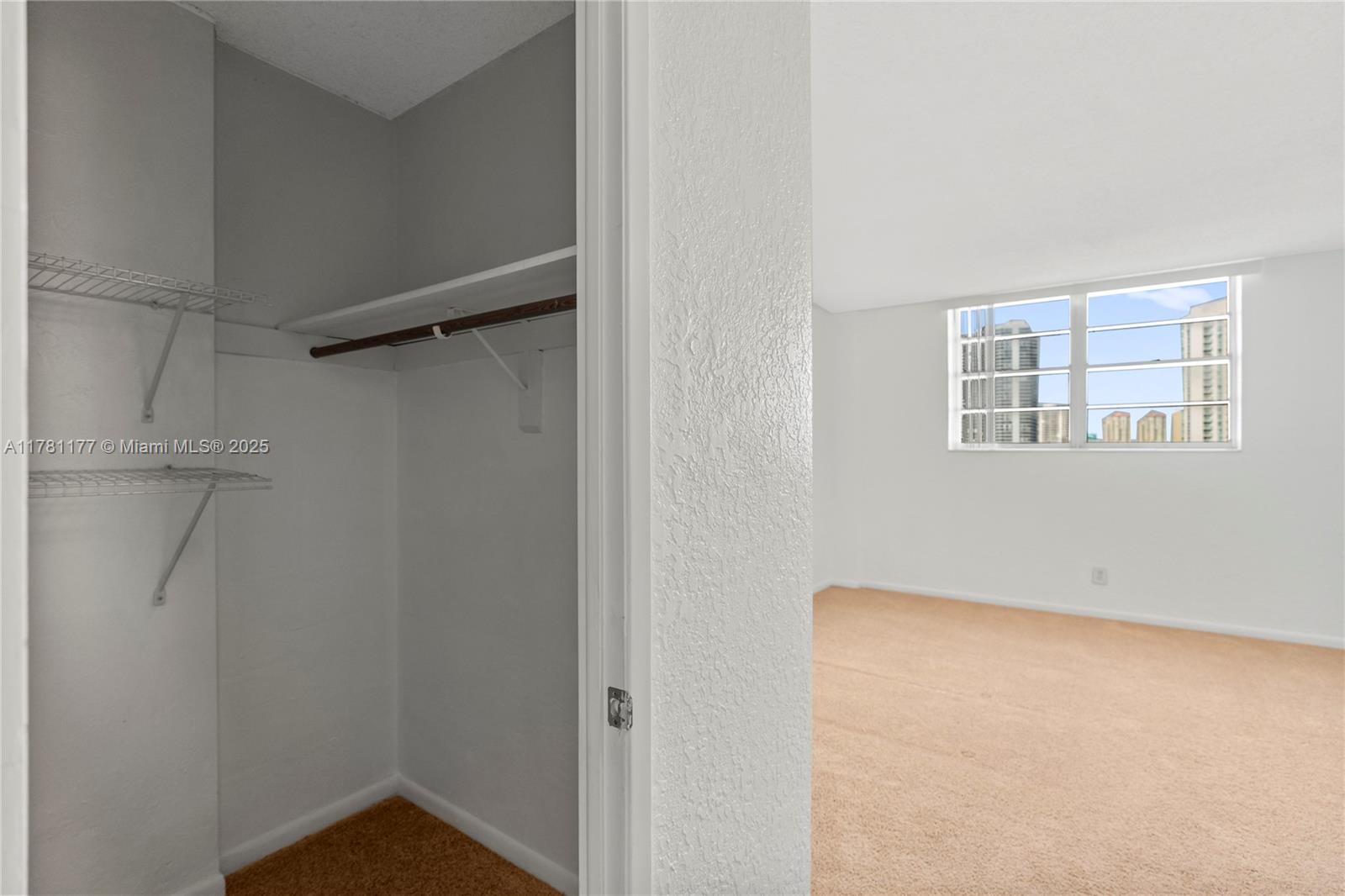 19390 Collins Ave # 611