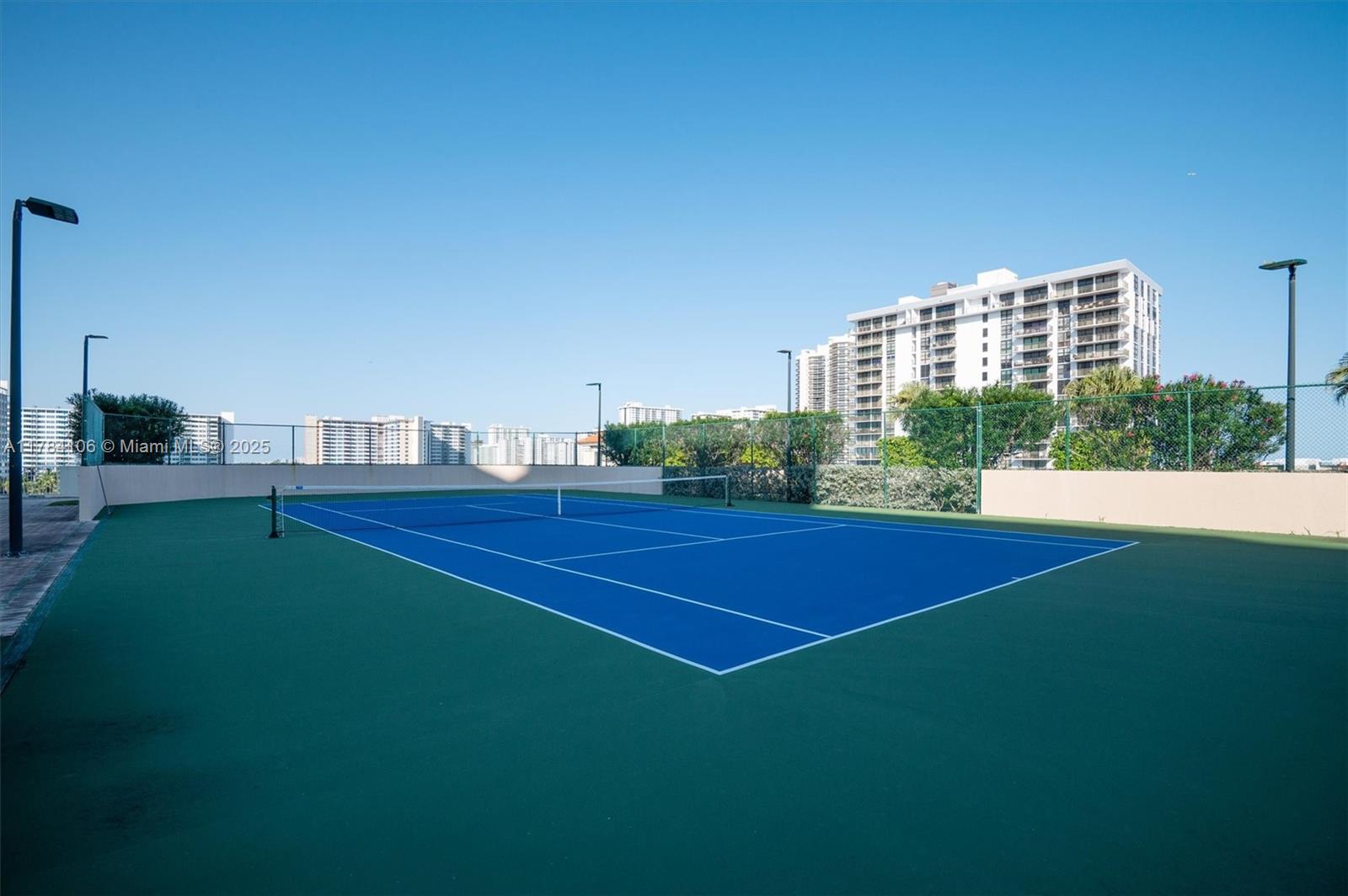 3020 NE 32nd Ave # 1407