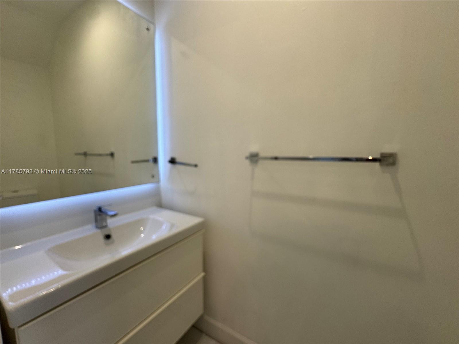 3706 San Simeon Cir Unit: -