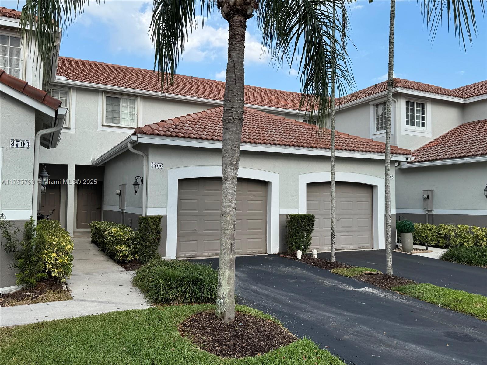 3706 San Simeon Cir Unit: -