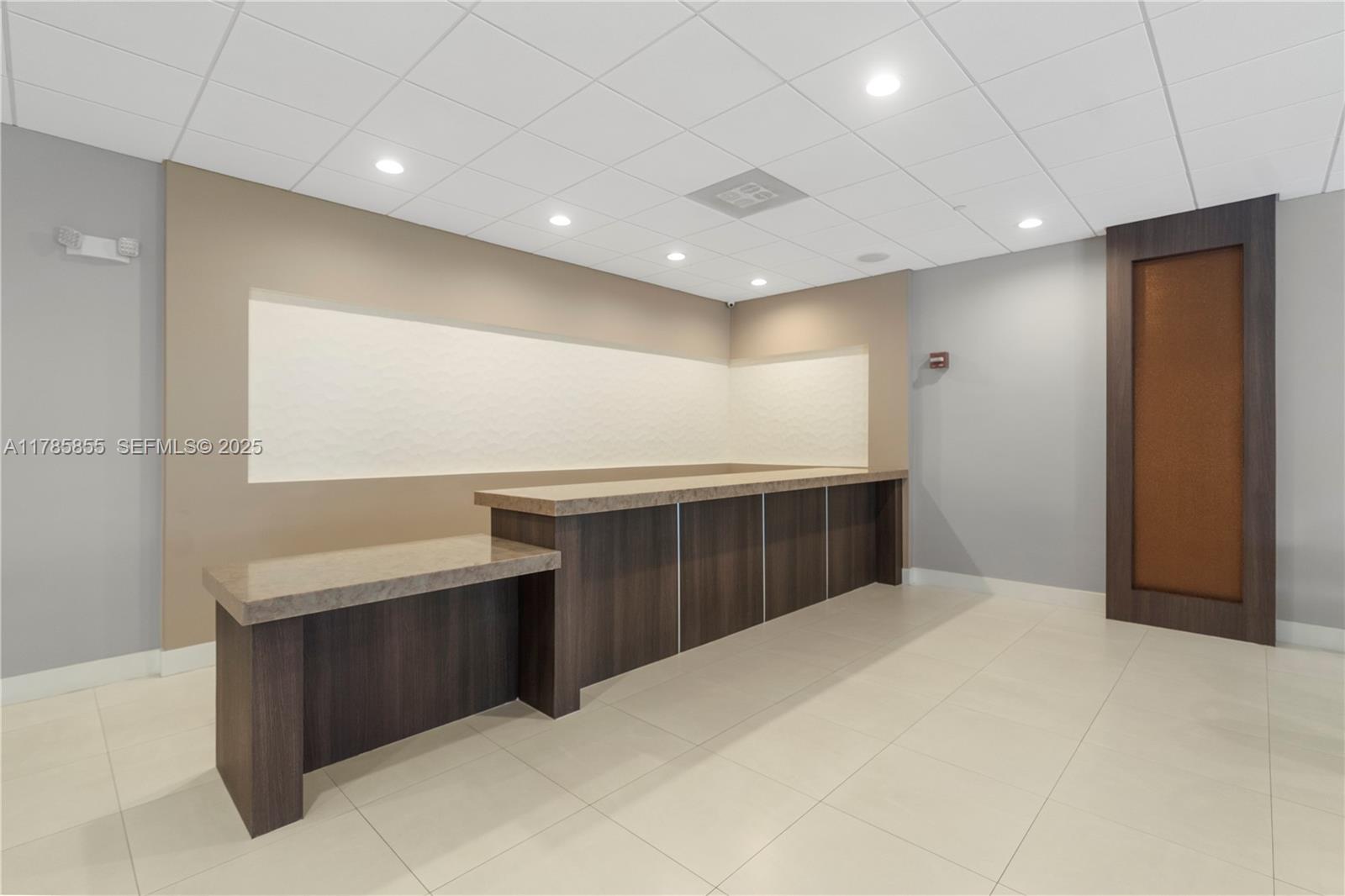 3625 N Country Club Dr # 603