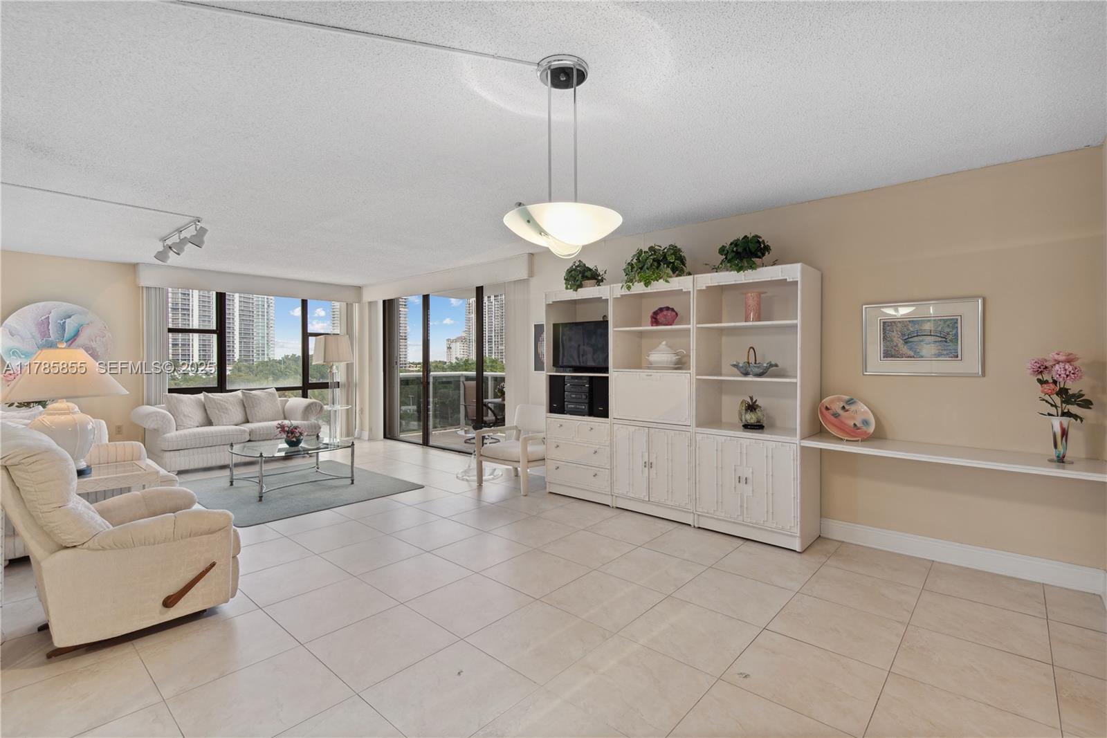 3625 N Country Club Dr # 603