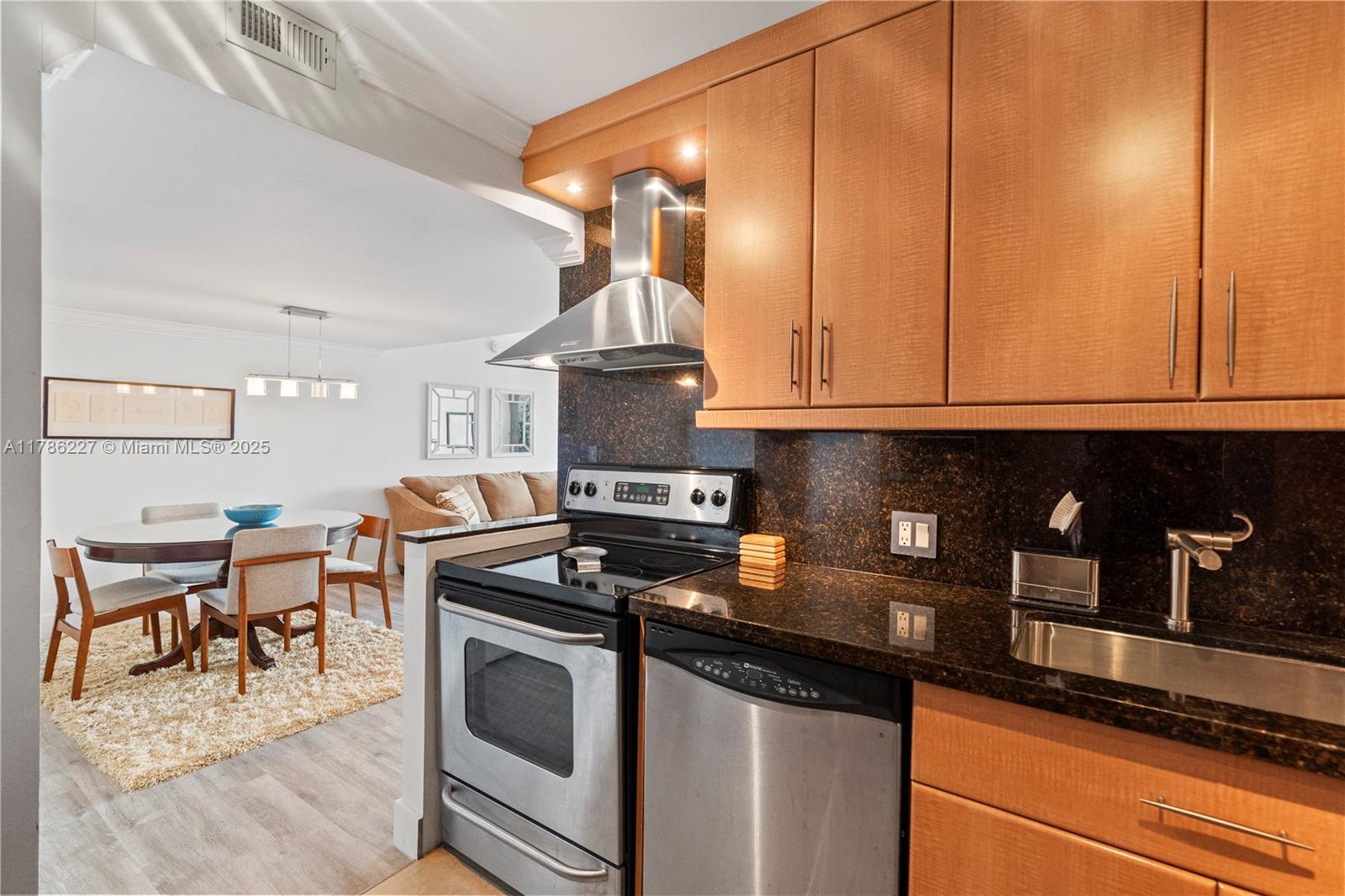 3625 N Country Club Dr # 902
