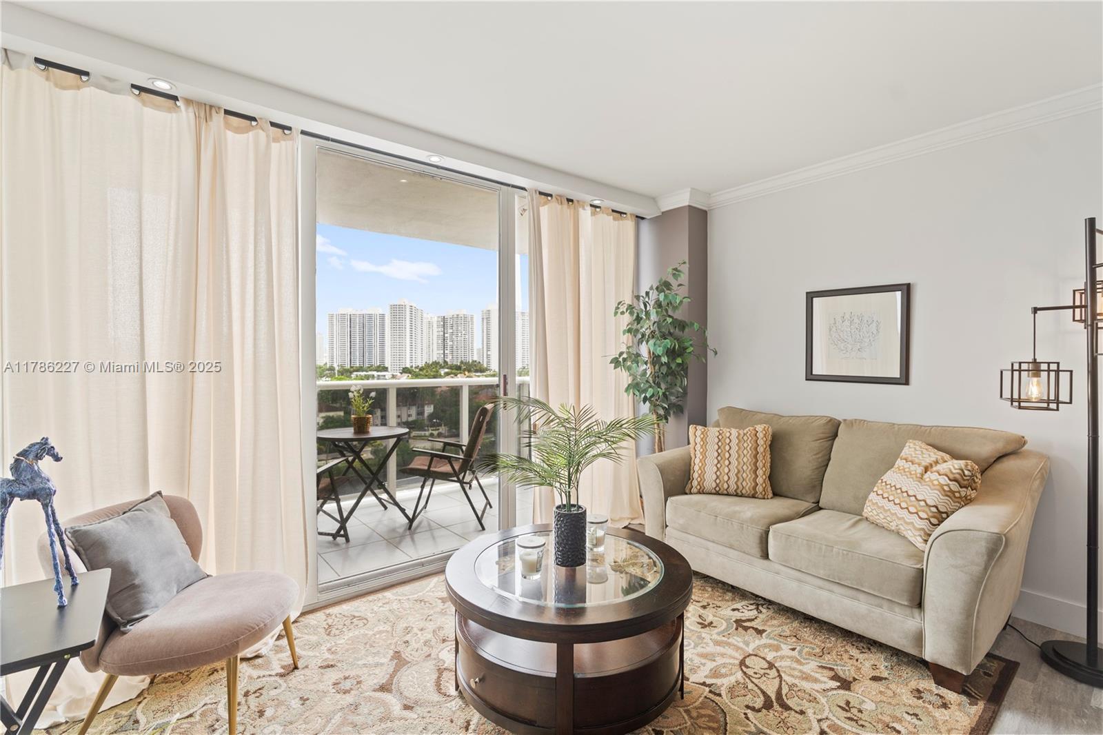 3625 N Country Club Dr # 902