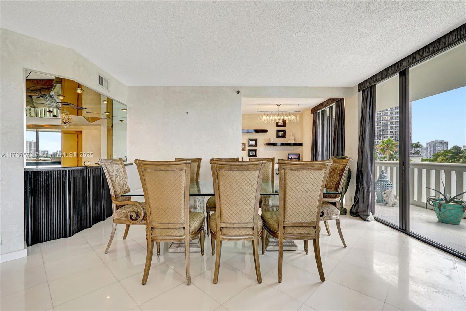 3000 Island Blvd # 706