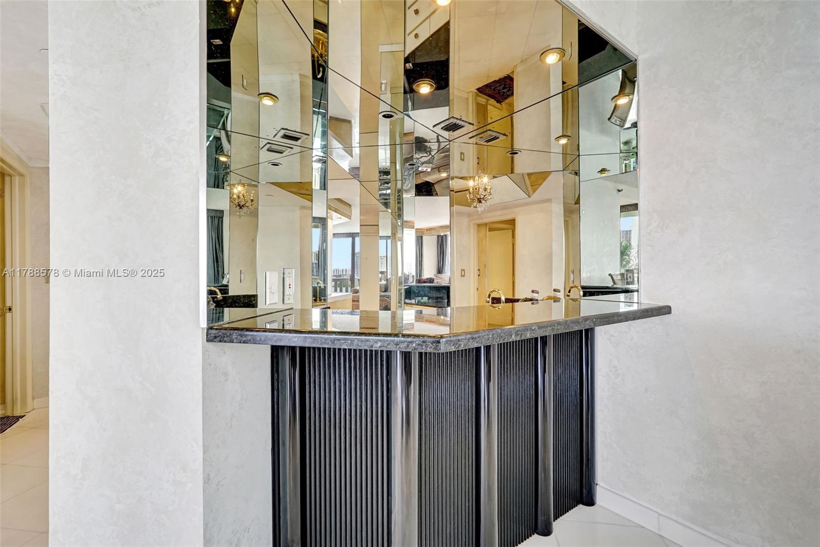 3000 Island Blvd # 706