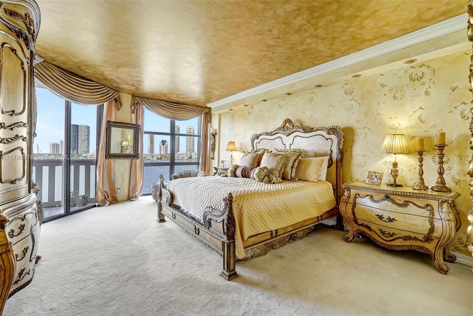 3000 Island Blvd # 706