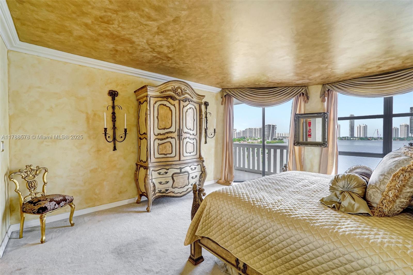 3000 Island Blvd # 706