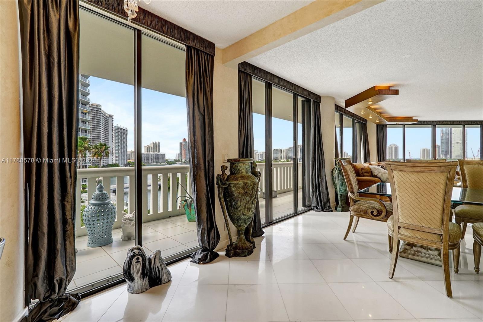 3000 Island Blvd # 706