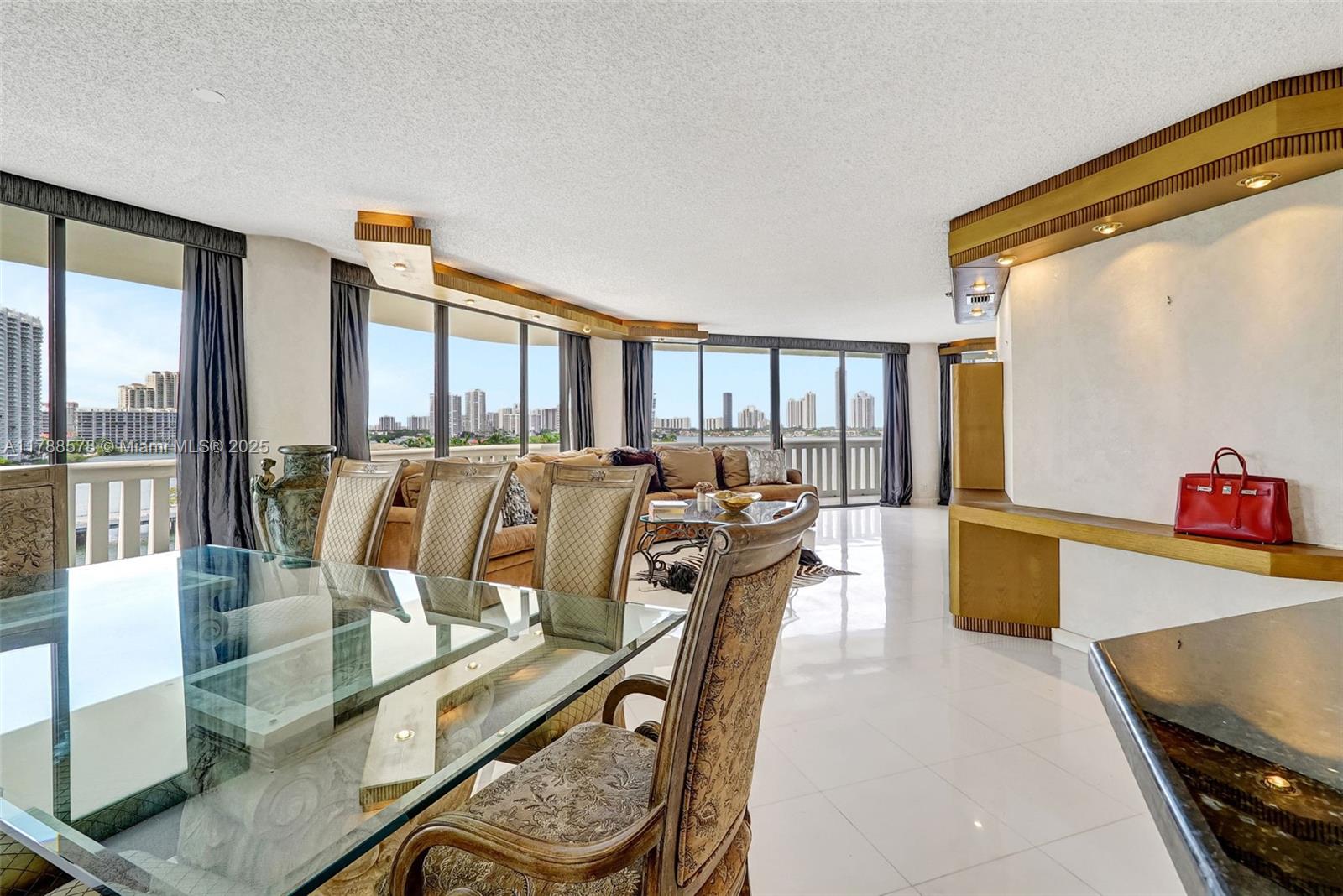 3000 Island Blvd # 706