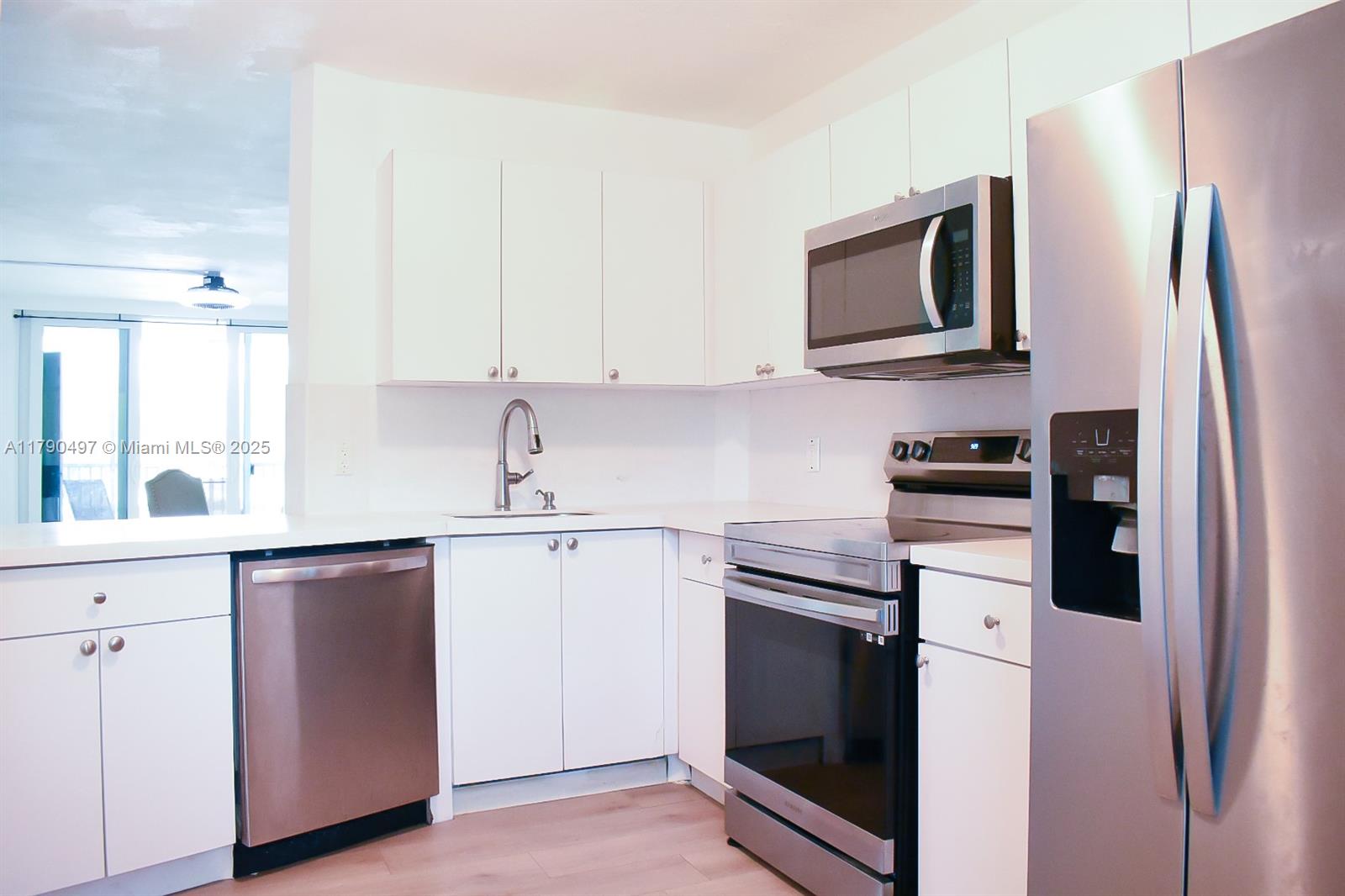 1770 NE 191st St # 1 Unit: 204-1