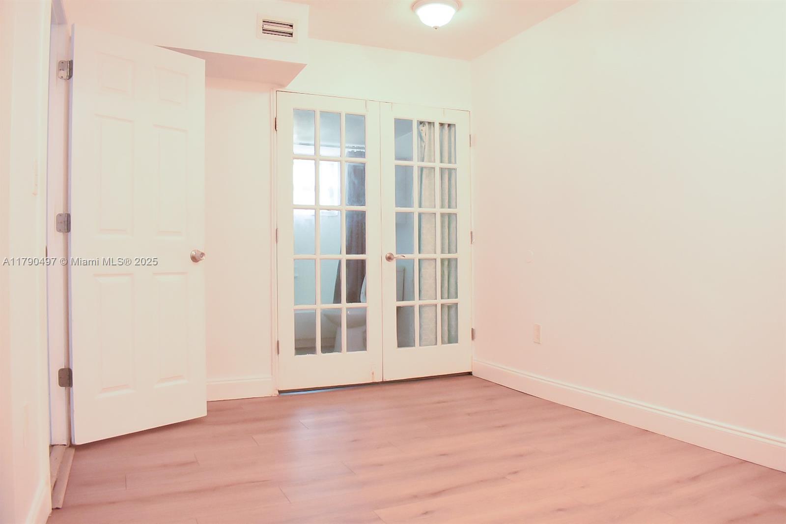 1770 NE 191st St # 1 Unit: 204-1