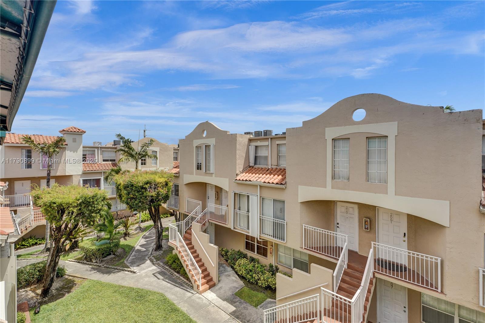 665 NW 85th Pl # 205 Unit: 10-205