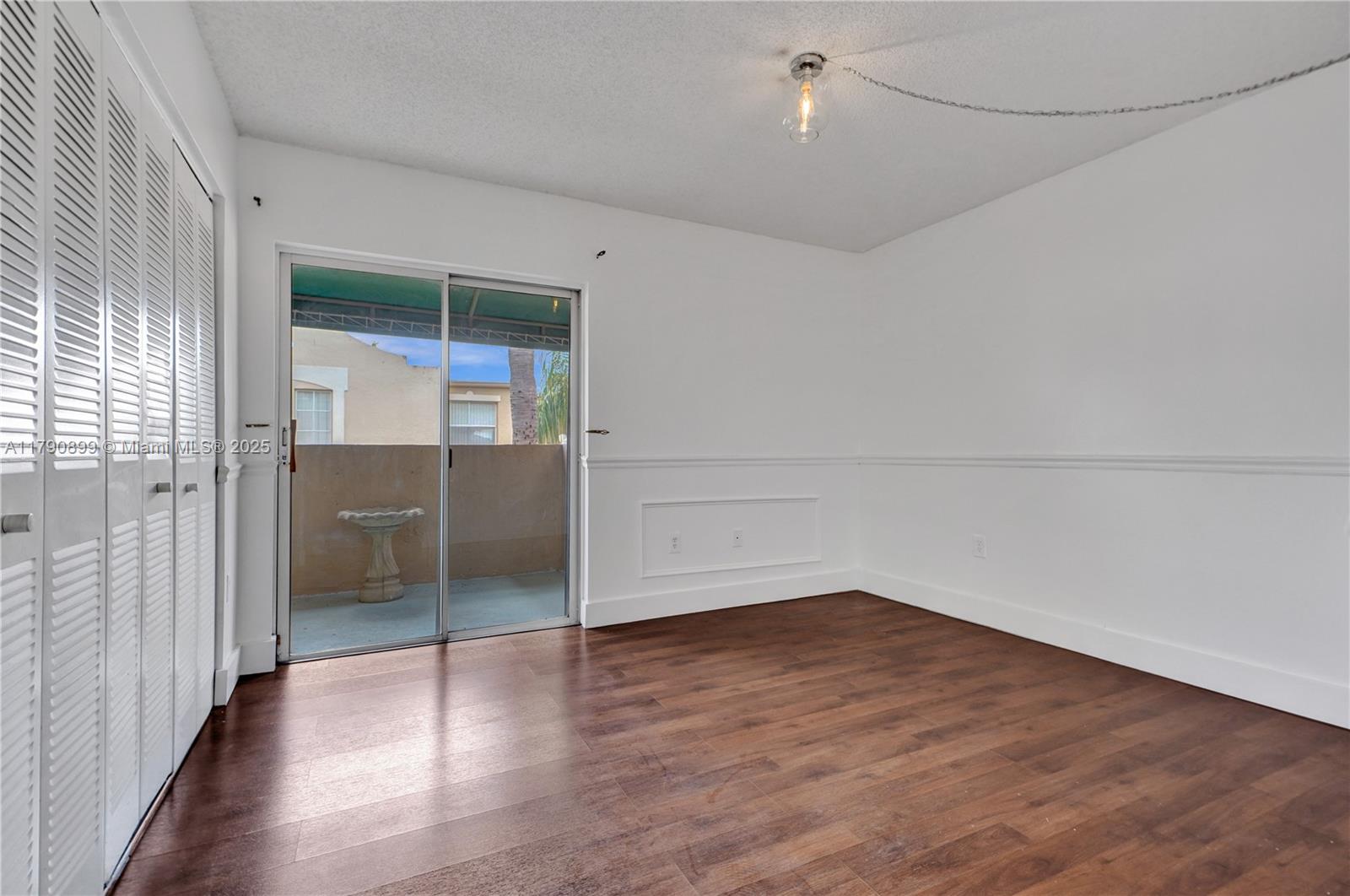 665 NW 85th Pl # 205 Unit: 10-205