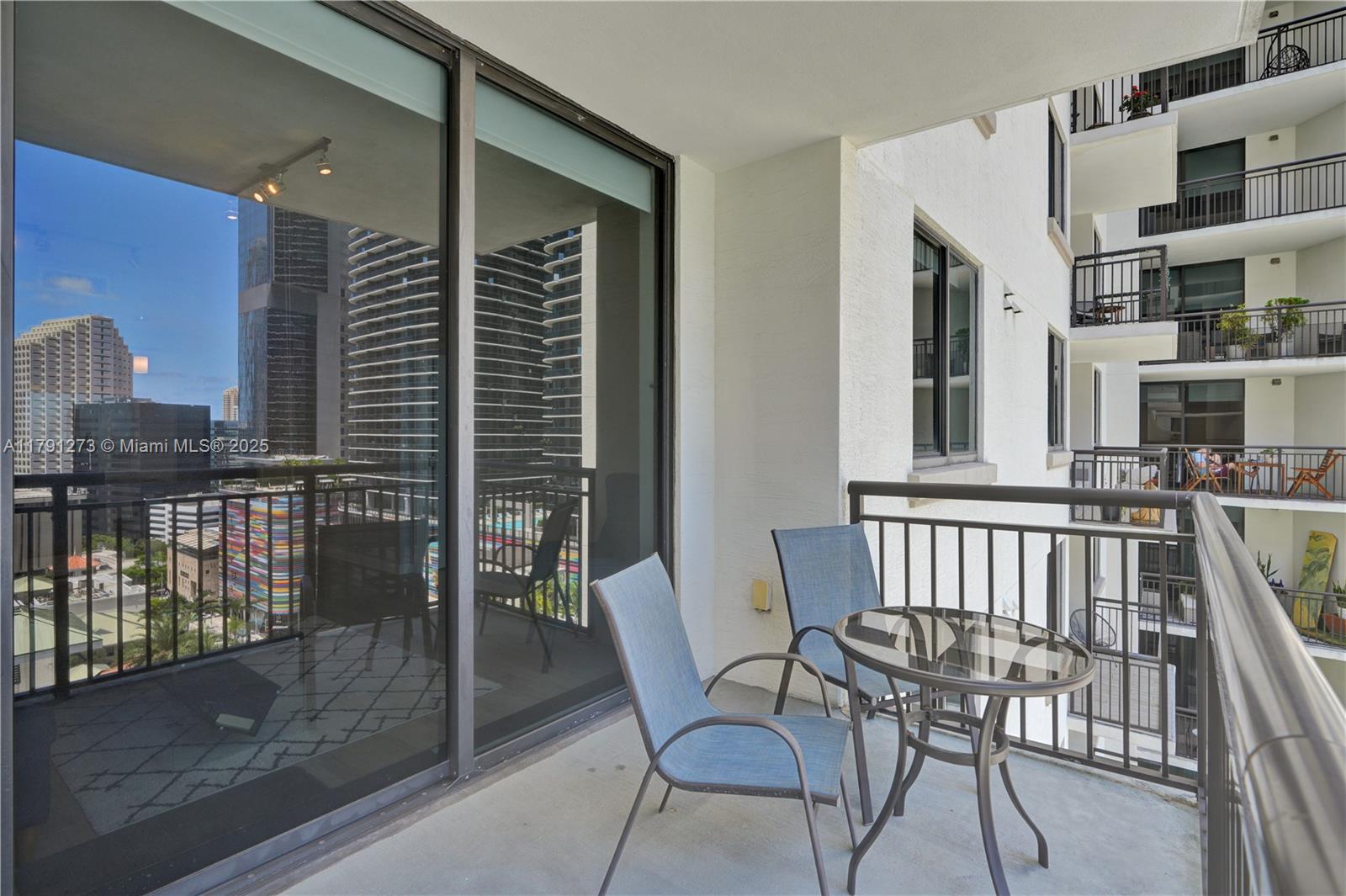 999 SW 1st Ave # 1710