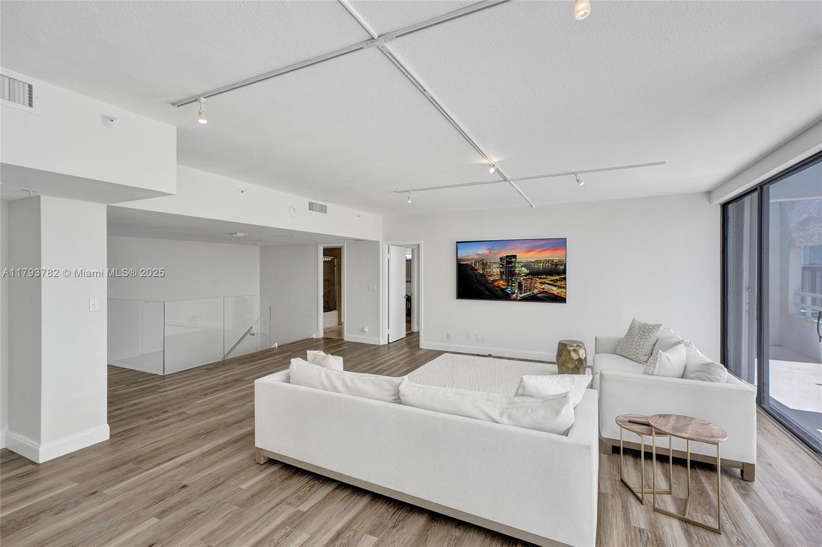 20355 NE 34th Ct # 2725