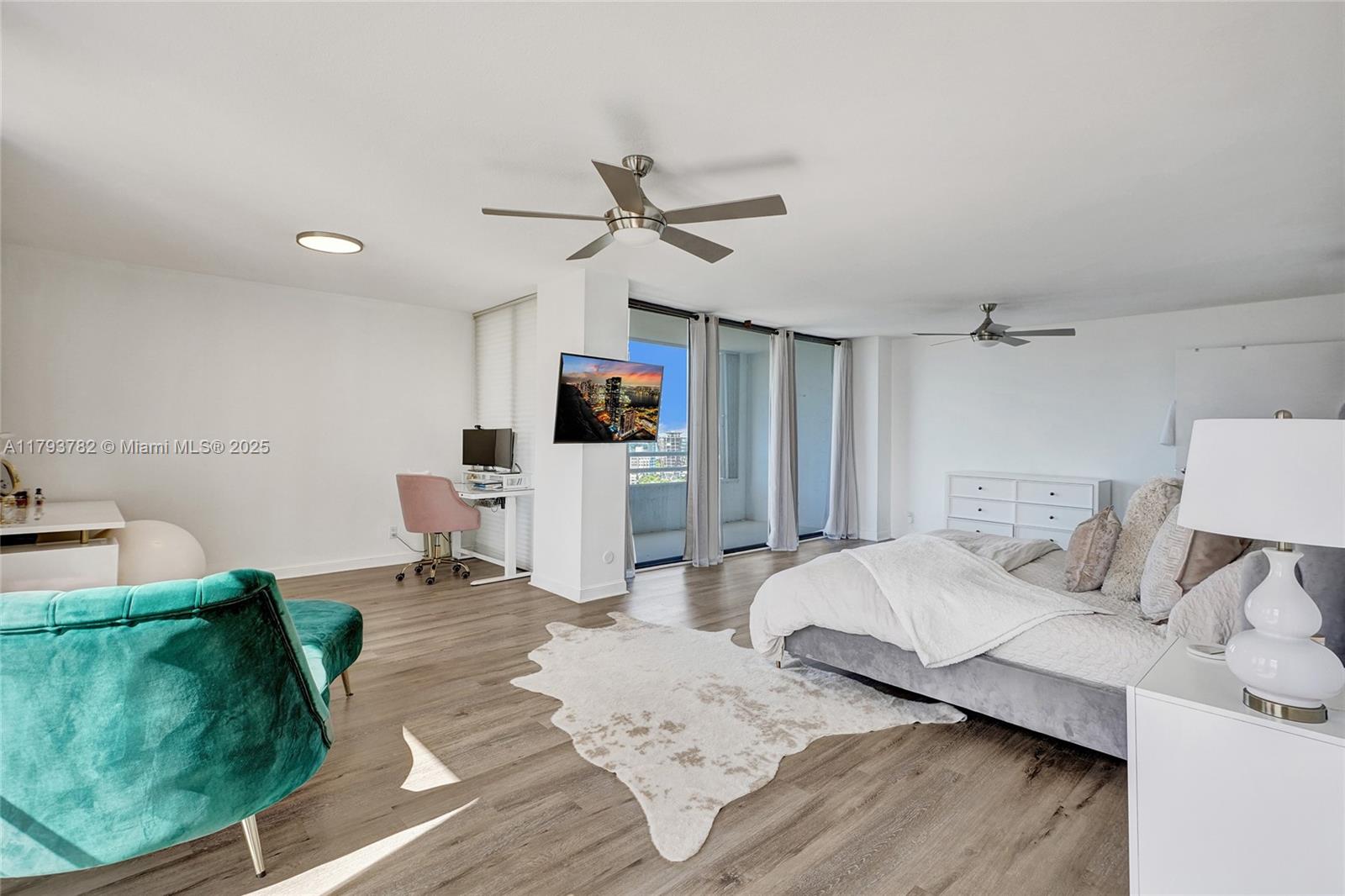 20355 NE 34th Ct # 2725