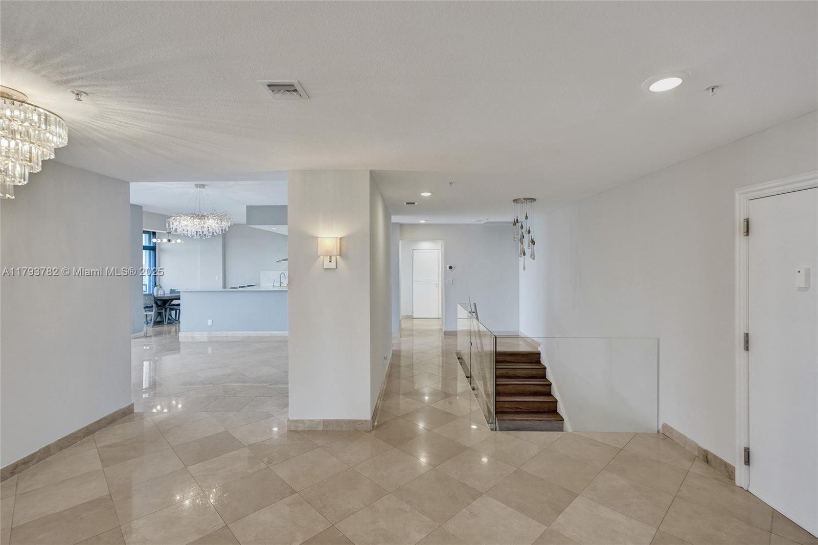 20355 NE 34th Ct # 2725