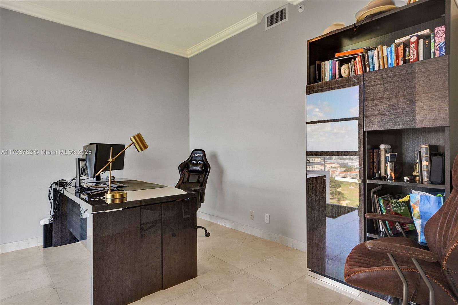 20355 NE 34th Ct # 2725