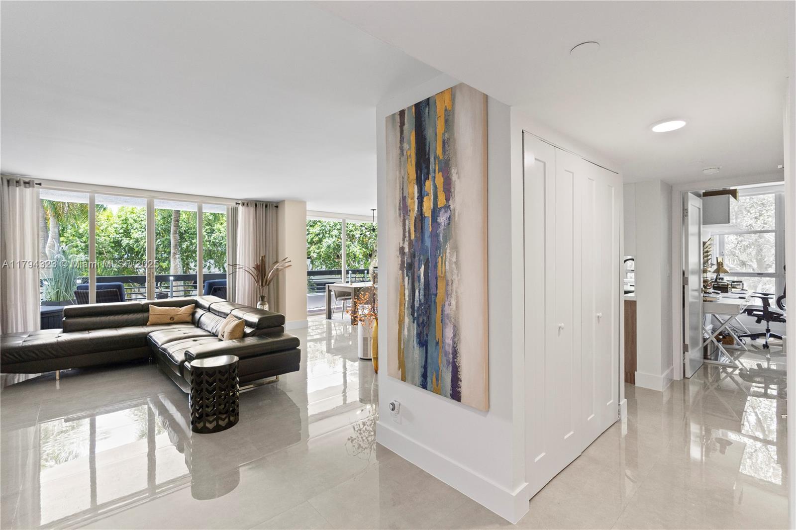 3600 Mystic Pointe Dr # 306