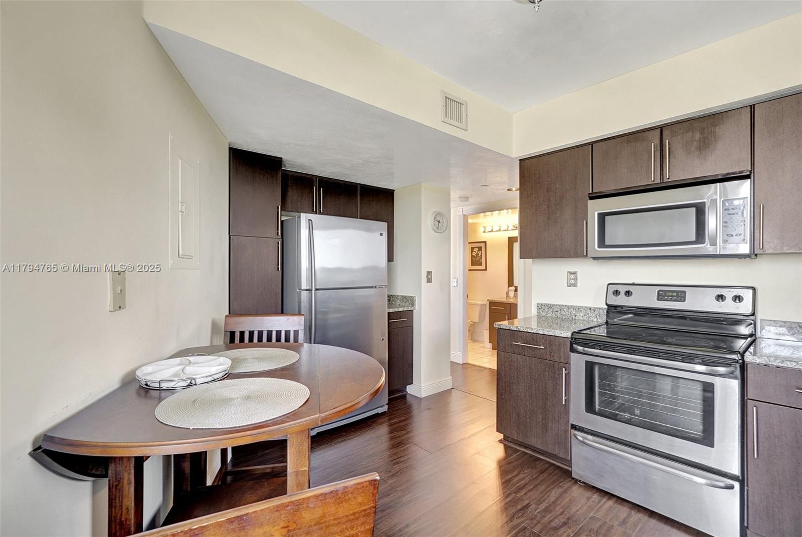 3300 NE 191 St Unit: LP07