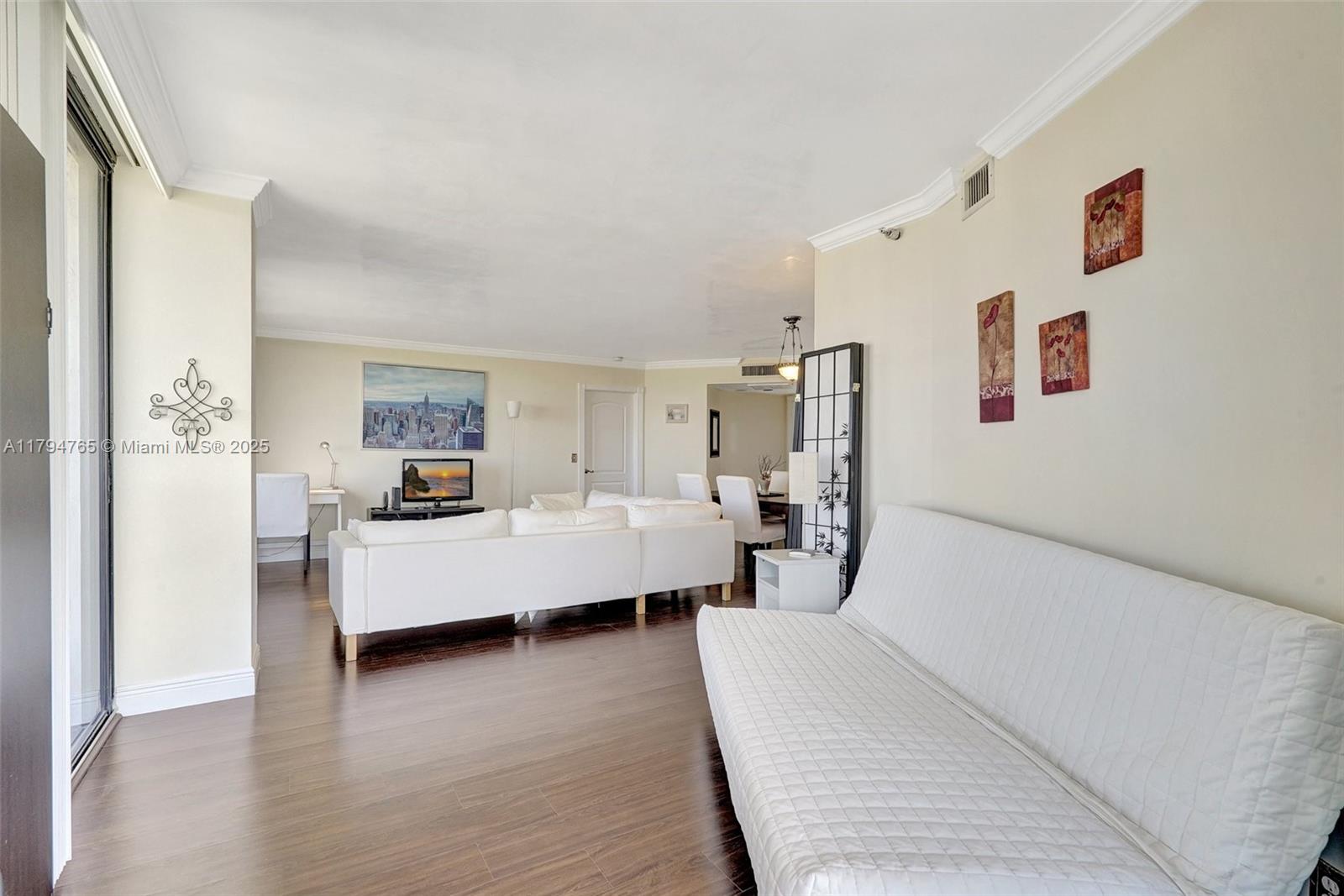 3300 NE 191 St Unit: LP07