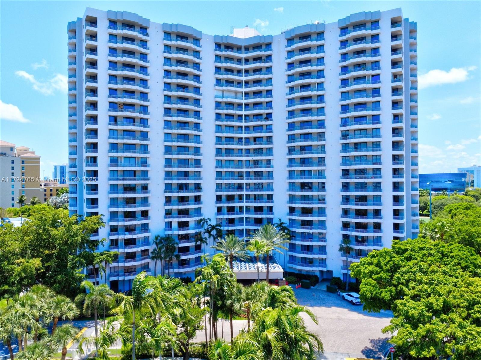 3300 NE 191 St Unit: LP07