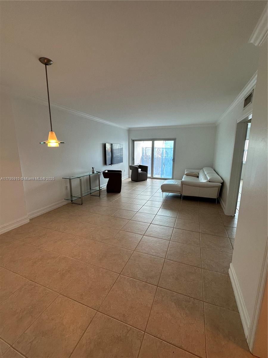 400 Kings Point Dr # 917