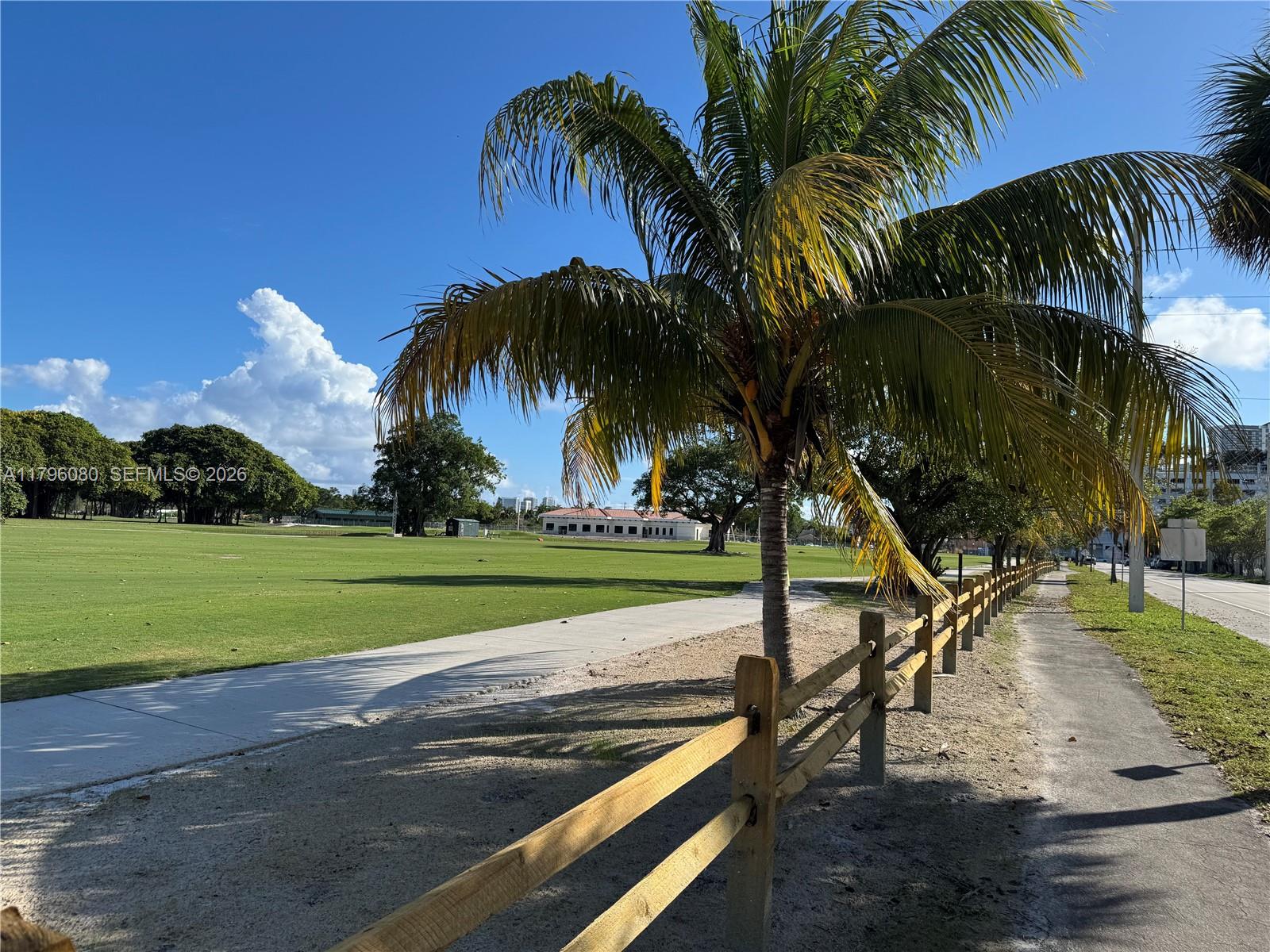 1700 Pierce St # 202