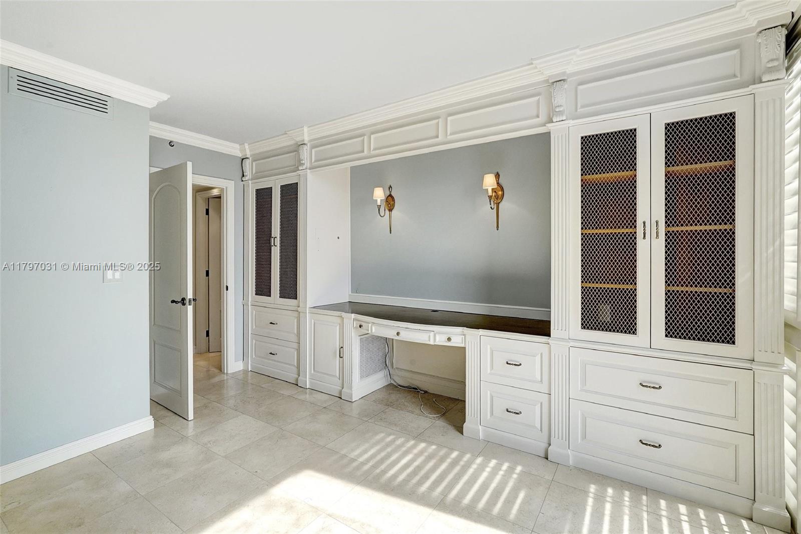 19667 Turnberry Way Unit: 16GR