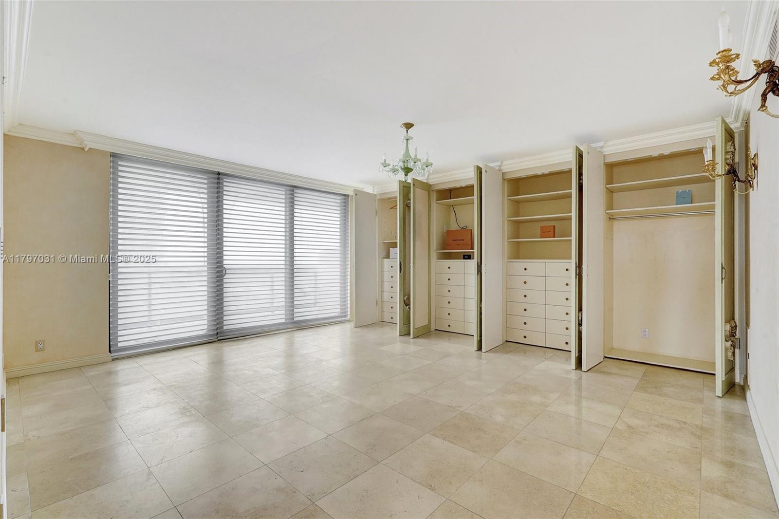 19667 Turnberry Way Unit: 16GR