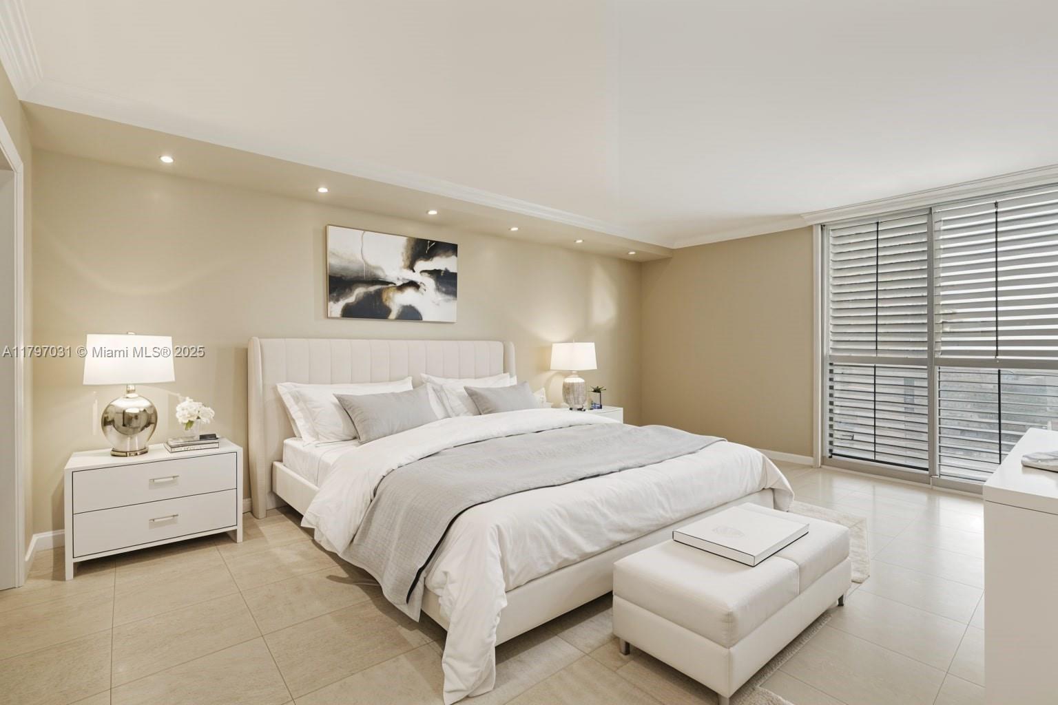 19667 Turnberry Way Unit: 16GR