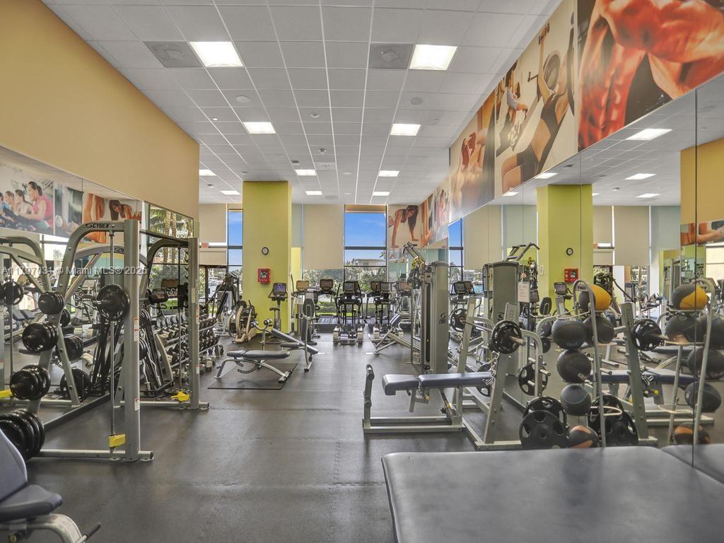 19667 Turnberry Way Unit: 16GR