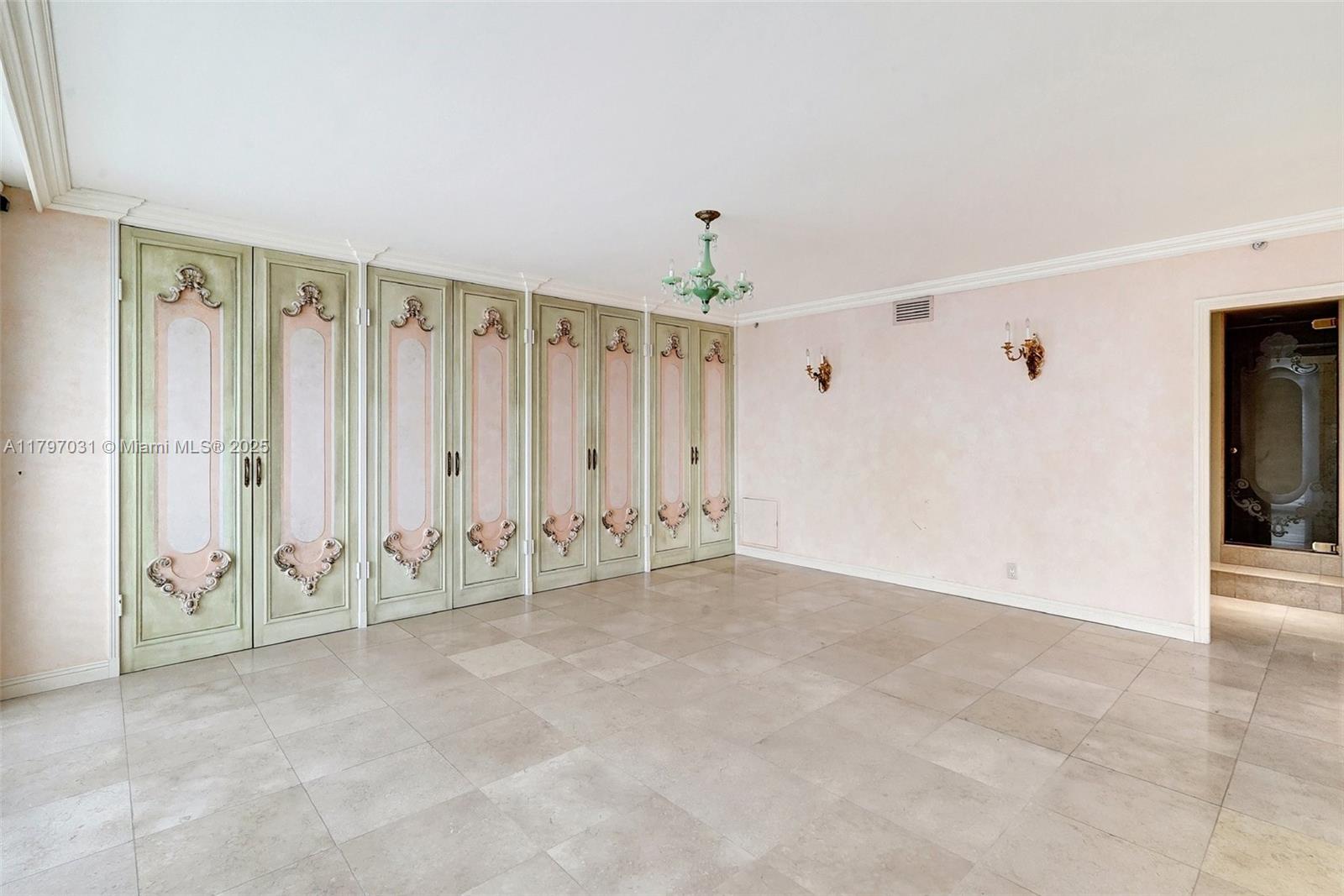 19667 Turnberry Way Unit: 16GR