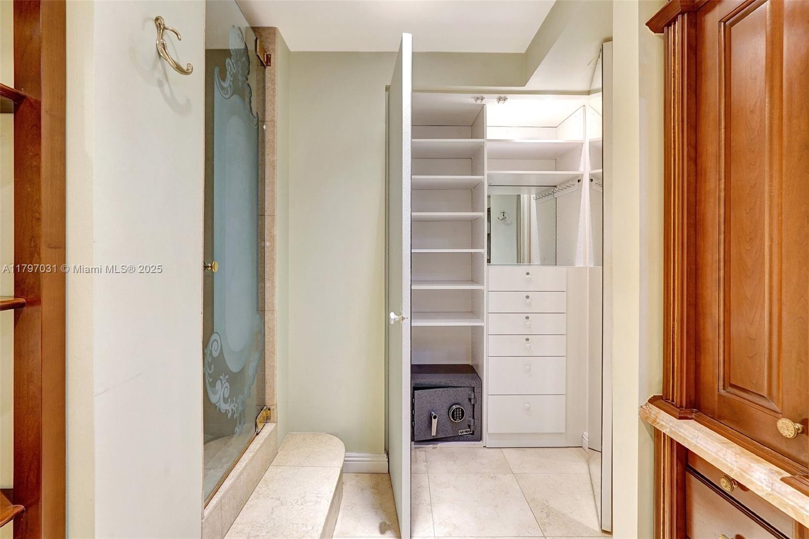 19667 Turnberry Way Unit: 16GR