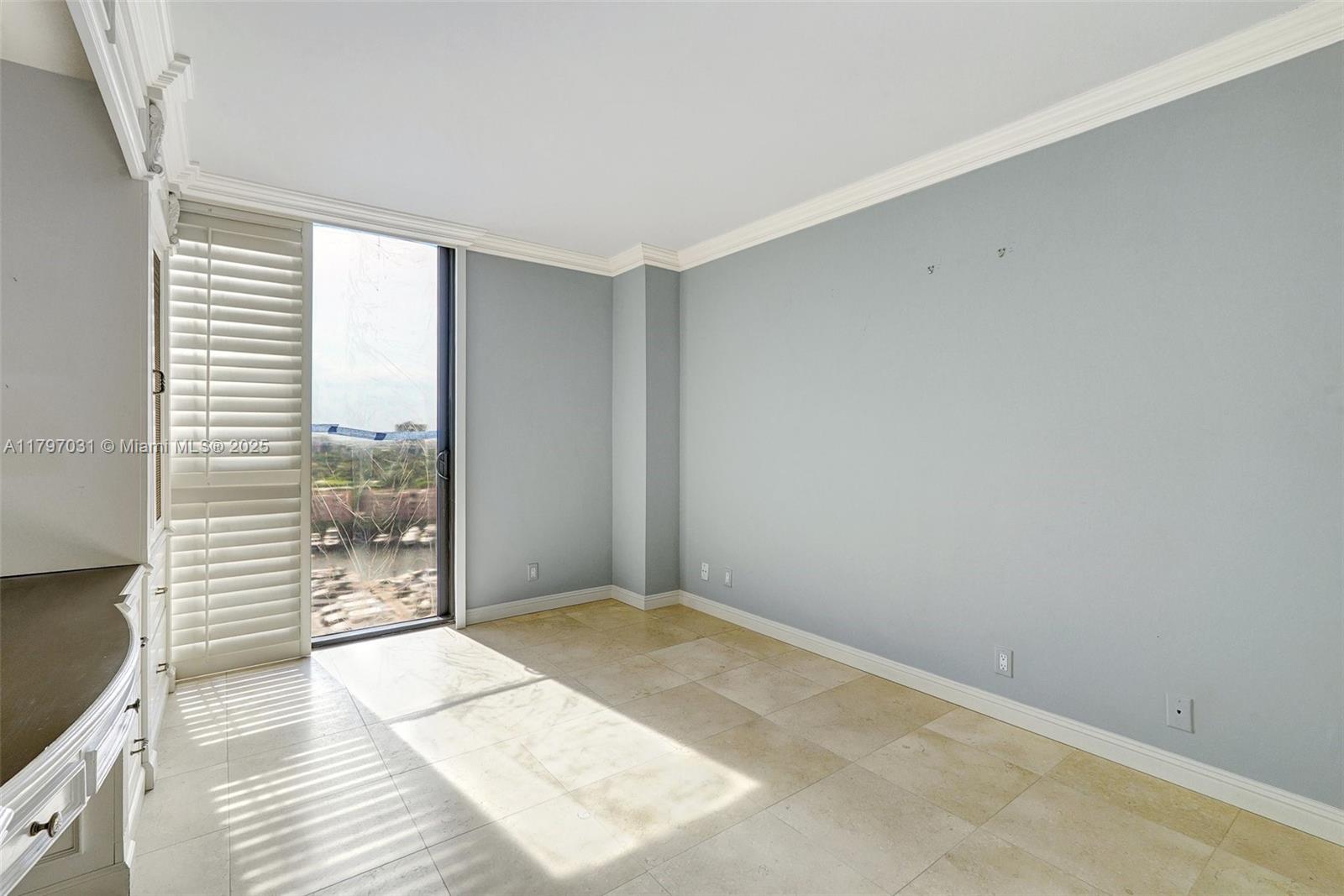 19667 Turnberry Way Unit: 16GR