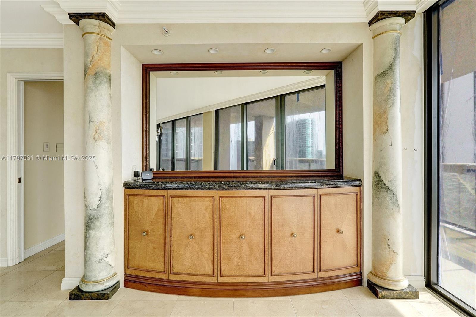 19667 Turnberry Way Unit: 16GR