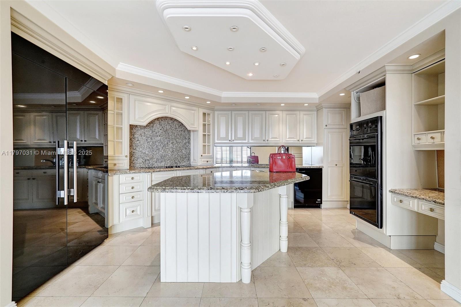 19667 Turnberry Way Unit: 16GR