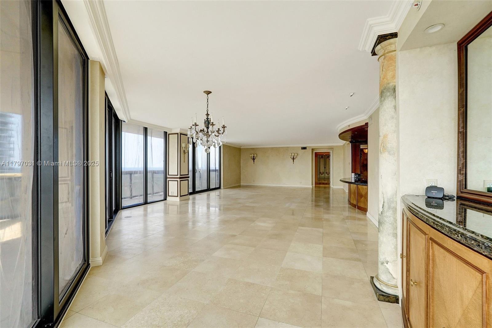 19667 Turnberry Way Unit: 16GR