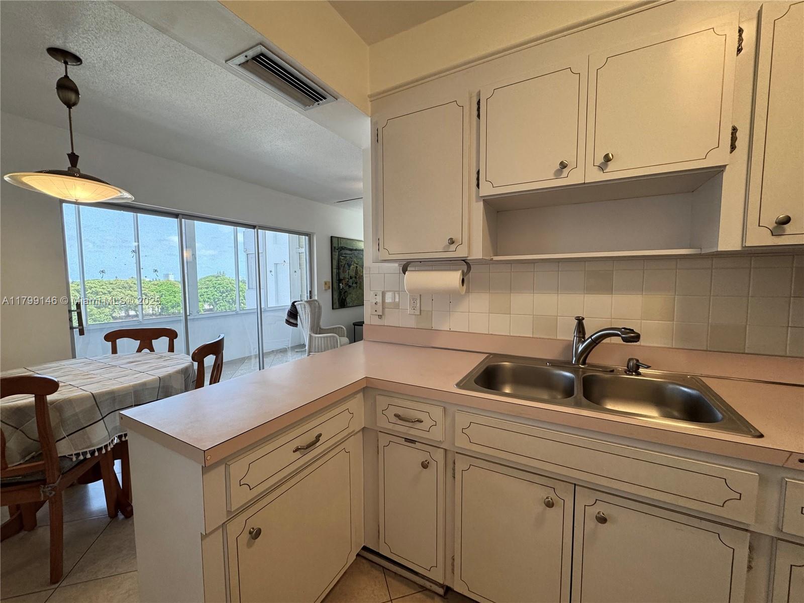 1700 Pierce St # 702