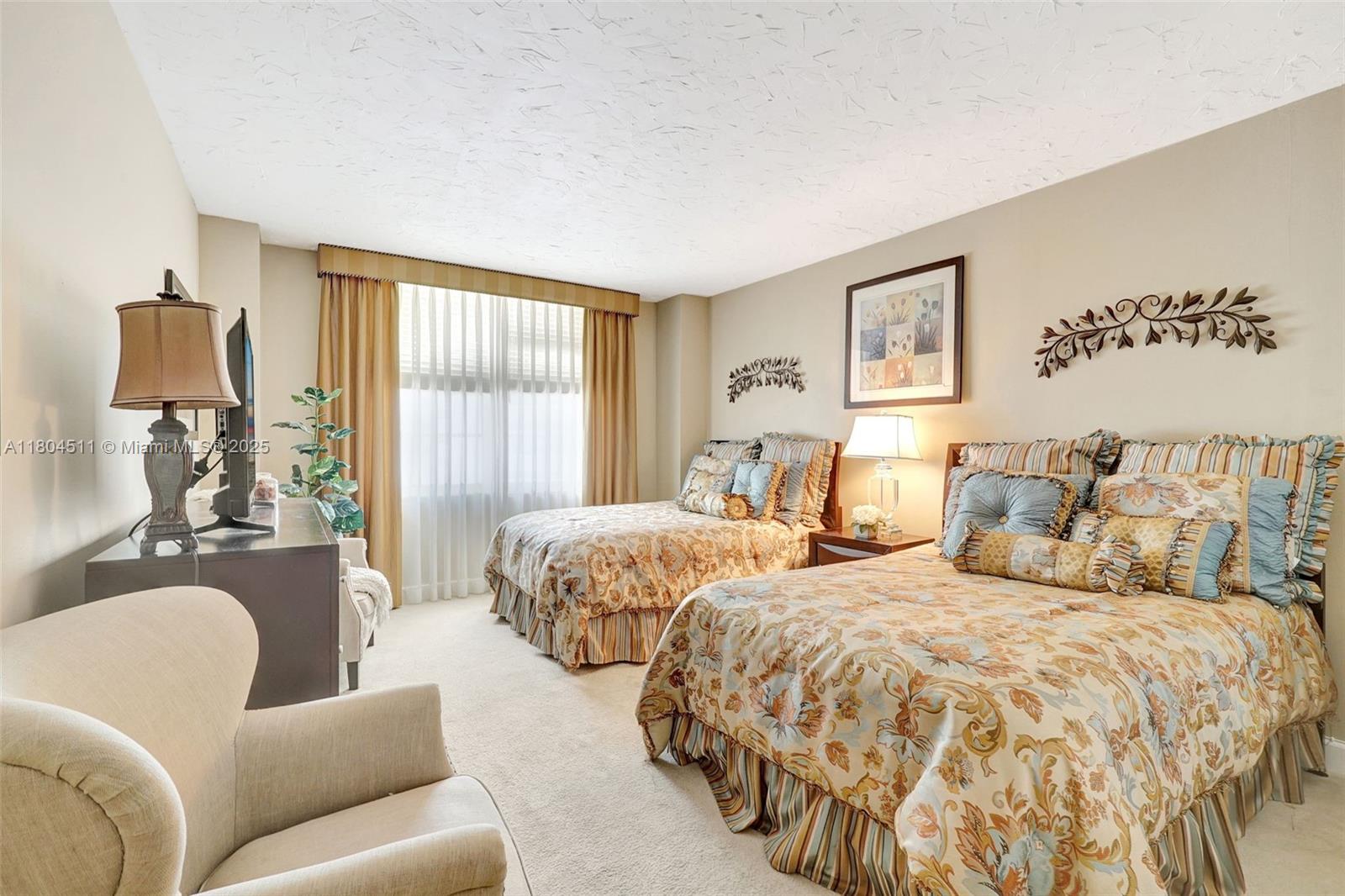 3725 S Ocean Dr # 1014