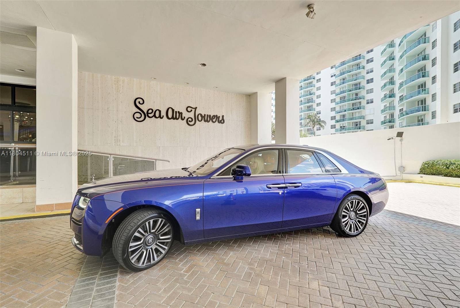 3725 S Ocean Dr # 1014