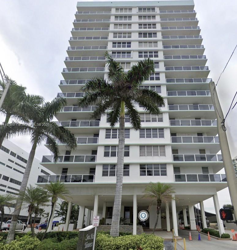 3725 S Ocean Dr # 1014