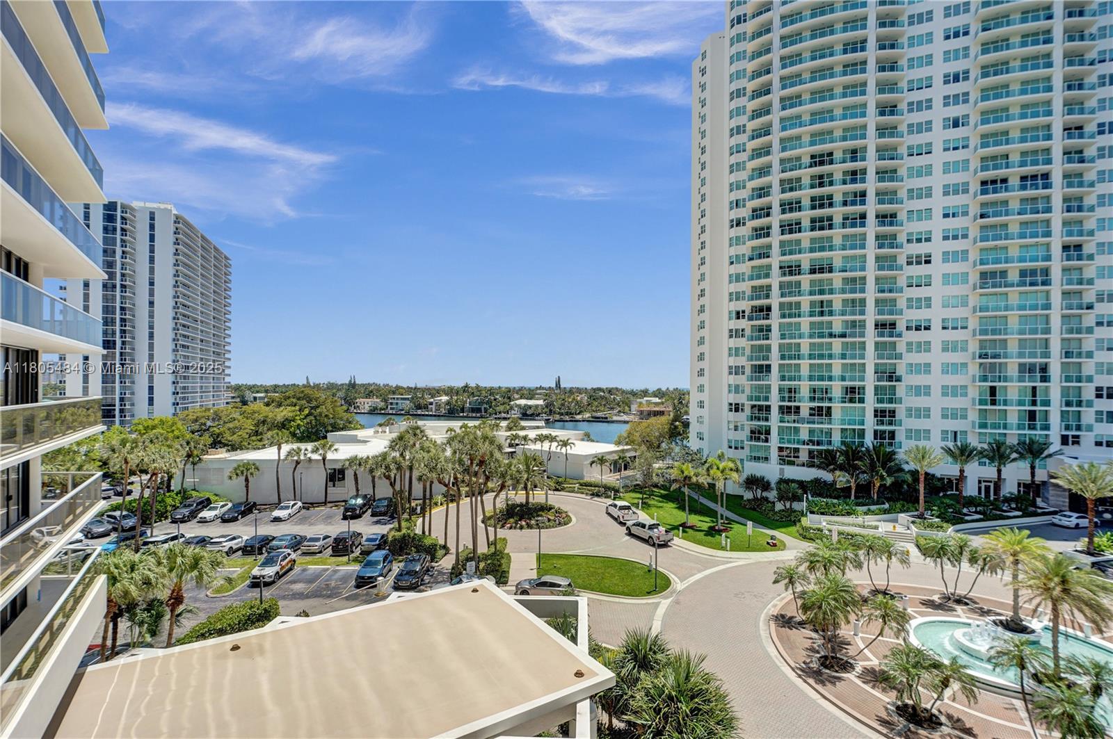 20281 E Country Club Dr # 412