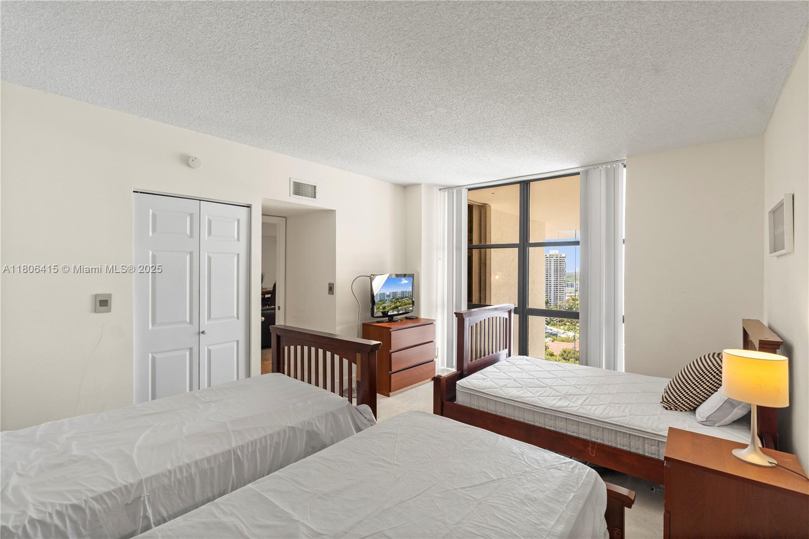 18181 NE 31st Ct Unit: PH07
